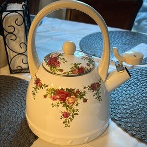 Royal Albert Floral Teapot with Red and Pink Roses